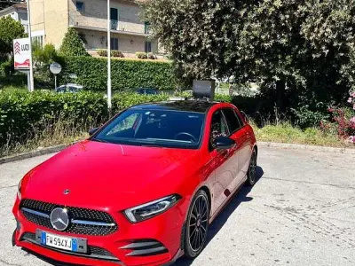 Usata Mercedes A200 Premium 150 CV (110 kW) 2019 Rosso Berlina