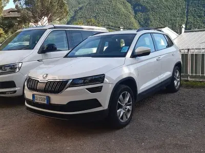 Usata Skoda Karoq Executive 150 CV (110 kW) 2020 Bianco SUV