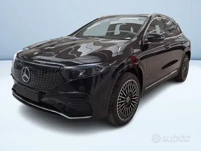 Nuova Mercedes EQA300 Advanced 167 kW (228 CV) 2026 Nero SUV
