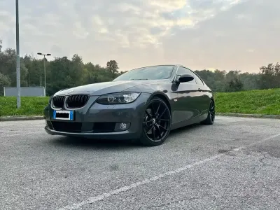 Usata BMW 330 M Performance 272 CV (200 kW) 2006 Grigio Coupé