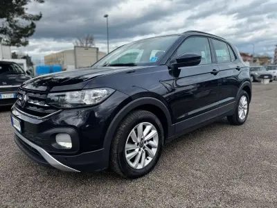 Usata VW T-Cross Advance 110 CV (80 kW) 2022 Blu SUV