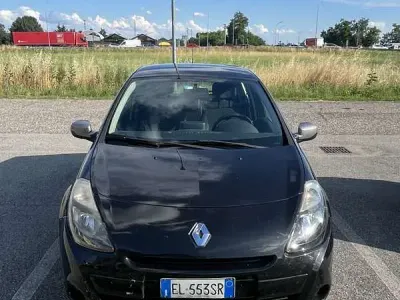 Usata Renault Clio IV 75 CV (55 kW) 2012 Berlina
