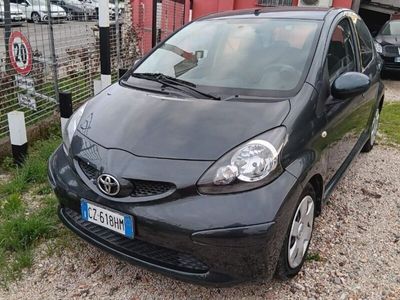 usata Toyota Aygo 1.0 12V VVT-i 5 porte Sol KM 109011