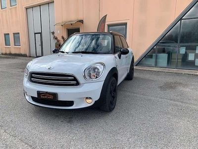 Usata Mini Cooper D Countryman 111 CV (81 kW) 2015 Bianco SUV