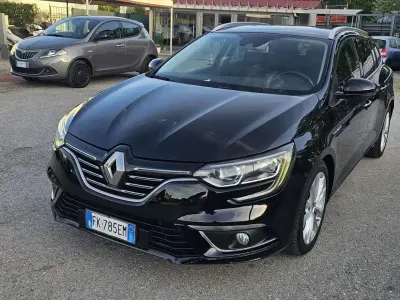Usata Renault Mégane GrandTour Business 110 CV (80 kW) 2017 Station wagon