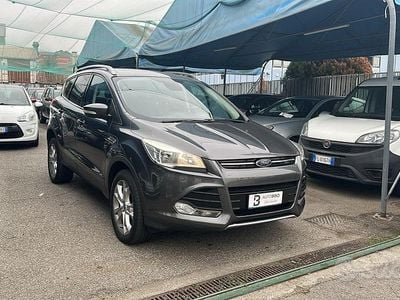 Usata Ford Kuga Titanium 150 CV (110 kW) 2016 Grigio SUV