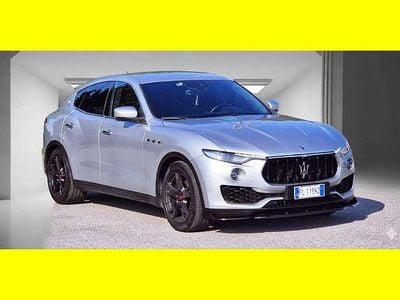 Usata Maserati Levante 275 CV (202 kW) 2017 Grigio SUV