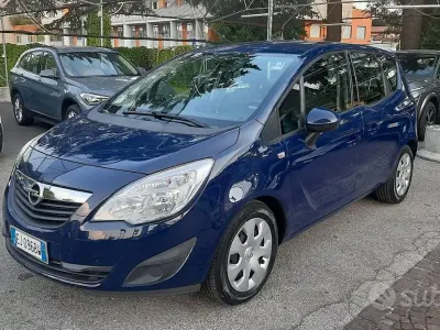 Usata Opel Meriva 85 CV (62 kW) 2011 Monovolume