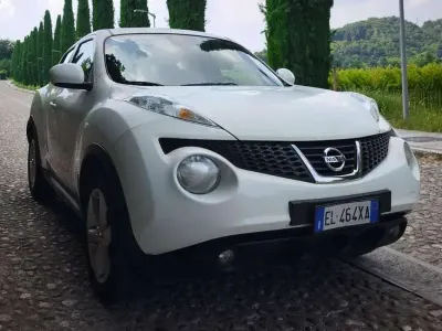 Usata Nissan Juke Acenta 110 CV (80 kW) 2012 Bianco SUV