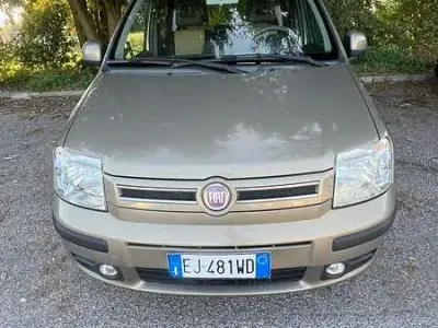 Usata Fiat Panda Classica 69 CV (50 kW) 2015 Utilitaria