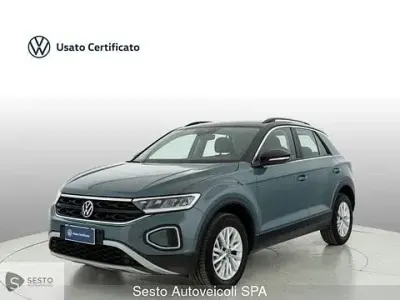 Usata VW T-Roc Life 116 CV (85 kW) 2025 Blu SUV