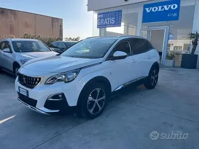 Usata Peugeot 3008 Active 131 CV (96 kW) 2020 Bianco SUV