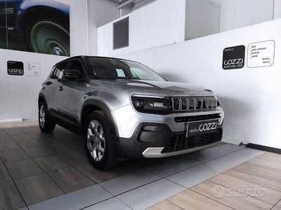 Usata Jeep Avenger Summit 101 CV (74 kW) 2024 Grigio SUV