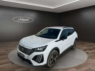Usata Peugeot 2008 Allure 102 CV (75 kW) 2025 Bianco SUV