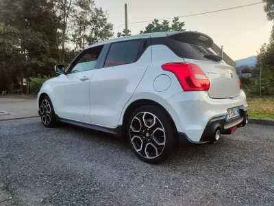 Usata Suzuki Swift Sport 140 CV (102 kW) 2019 Bianco Utilitaria