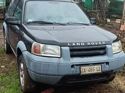 Usata Land Rover Freelander 97 CV (71 kW) 2000 Nero SUV