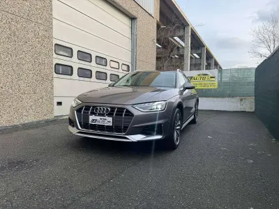Usata Audi A4 Allroad Business 286 CV (210 kW) 2021 Grigio terra metallizzato Station wagon