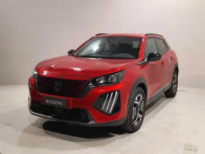 Begagnad Peugeot 2008 Allure 101 HK (74 kW) 2023 Röd SUV