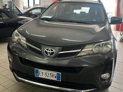 Usata Toyota RAV4 124 CV (91 kW) 2015 SUV