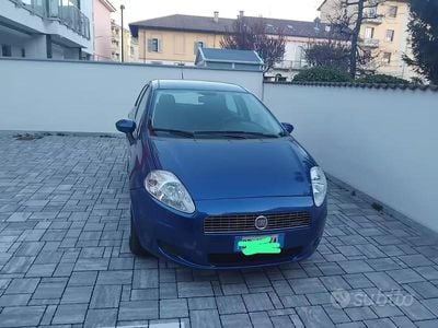 Usata Fiat Grande Punto 90 CV (66 kW) 2008 Blu Utilitaria