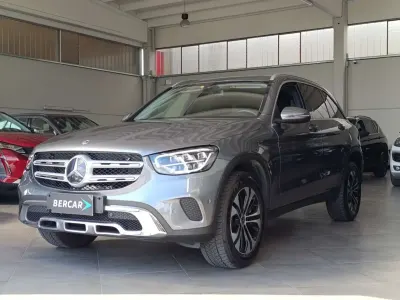 Käytetty Mercedes GLC300e Business 194 HP (142 kW) 2022 Harmaa Katumaasturi