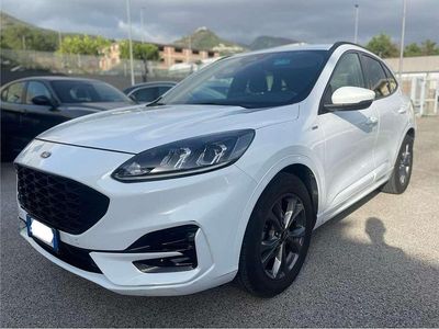 Usata Ford Kuga ST-Line X 120 CV (88 kW) 2021 Bianco SUV