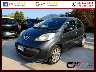 Usata Peugeot 107 67 CV (49 kW) 2008 Utilitaria