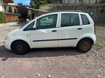 Usata Fiat Idea 80 CV (58 kW) 2008 Bianco Monovolume