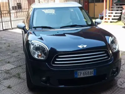 Usata Mini Cooper D 68 CV (50 kW) 2015 Grigio Utilitaria