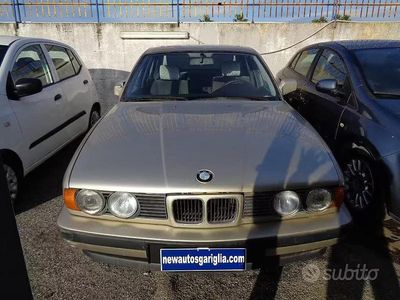 Usata BMW 520 129 CV (94 kW) 1989 Oro Berlina