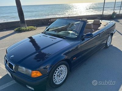 Blu Usata 1998 BMW 320 Cabriolet Cabrio | 15.000 €