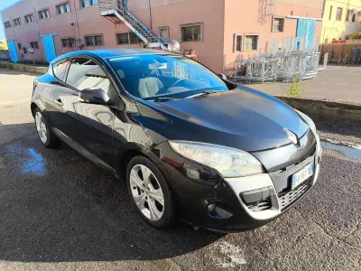 Usata Renault Mégane Coupé Dynamique 110 CV (80 kW) 2009 Nero Coupé