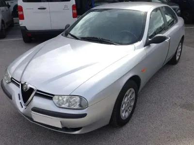 Usata Alfa Romeo 156 155 CV (114 kW) 1998 Grigio Berlina
