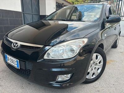 Usata Hyundai i30 90 CV (66 kW) 2008 Nero Berlina
