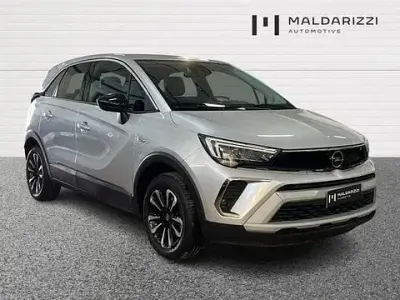 Usata Opel Crossland Elegance 110 CV (80 kW) 2024 Grigio SUV