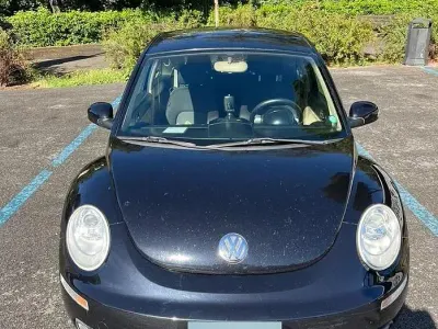 Usata VW New Beetle 102 CV (75 kW) 2006 Nero Utilitaria