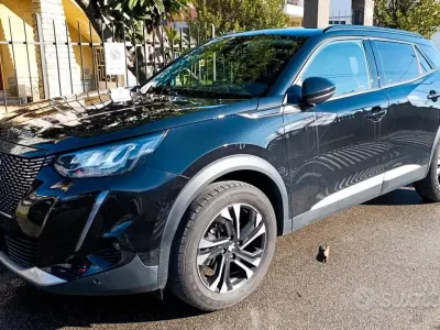 Usata Peugeot 2008 131 CV (96 kW) 2020 Nero SUV