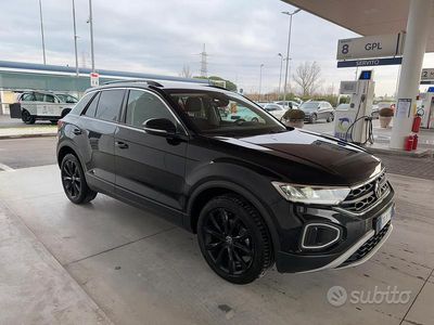 Usata VW T-Roc Sport 150 CV (110 kW) 2023 Nero SUV