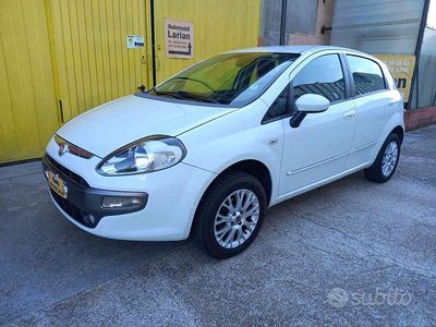 Usata Fiat Punto Evo Emotion 77 CV (56 kW) 2010 Bianco Utilitaria
