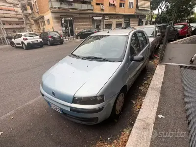 Usata Fiat Punto 80 CV (58 kW) 2003 Bluazzurro Utilitaria
