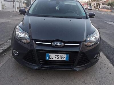 Usata Ford Focus 2012 Blu Station wagon