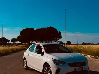 Usata Opel Corsa 75 CV (55 kW) 2021 Bianco Utilitaria