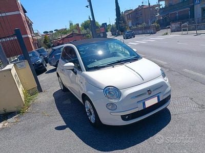 Begagnad Fiat 500C Lounge 69 HK (50 kW) 2014 Vit Cab