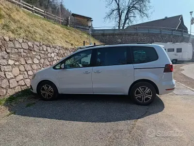Usata Seat Alhambra 4Drive 150 CV (110 kW) 2022 Bianco Monovolume