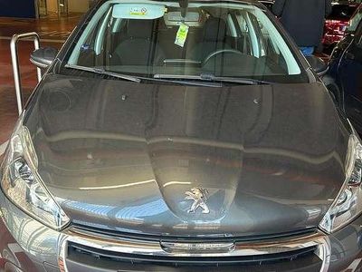 Usata Peugeot 208 Active 75 CV (55 kW) 2016 Utilitaria