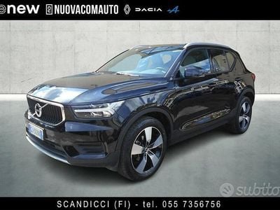 Usata Volvo XC40 Momentum 130 CV (95 kW) 2022 Nero SUV