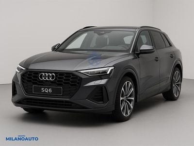 Usata Audi SQ6 e-tron Ambiente 359 kW (489 CV) 2024 Grigio SUV