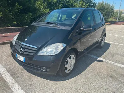 Usata Mercedes A160 Edition 95 CV (69 kW) 2011 Nero Utilitaria