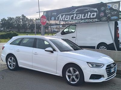 Begagnad Audi A4 Business Plus 135 HK (99 kW) 2022 Vit Kombi