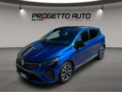 Usata Renault Clio V Techno 91 CV (66 kW) 2025 Blu/azzurro Berlina
